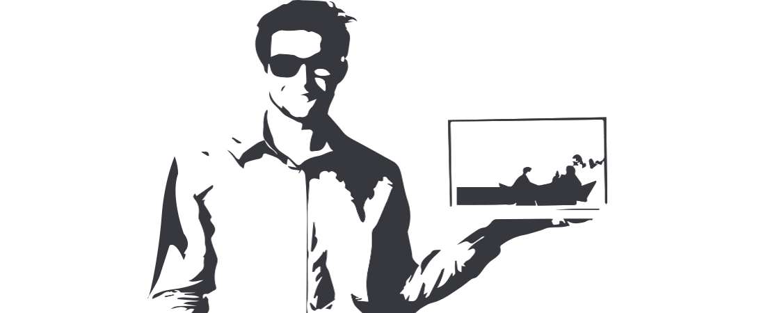 persona mostrando diseño en una computadora